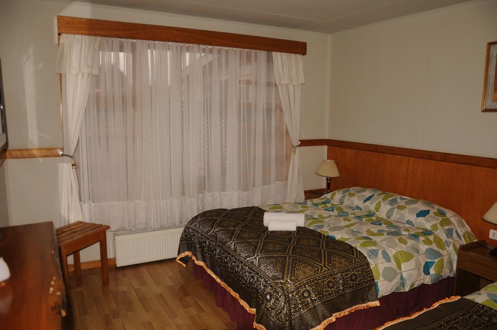 Hostal El Rincon Пуерто-Наталес Екстер'єр фото